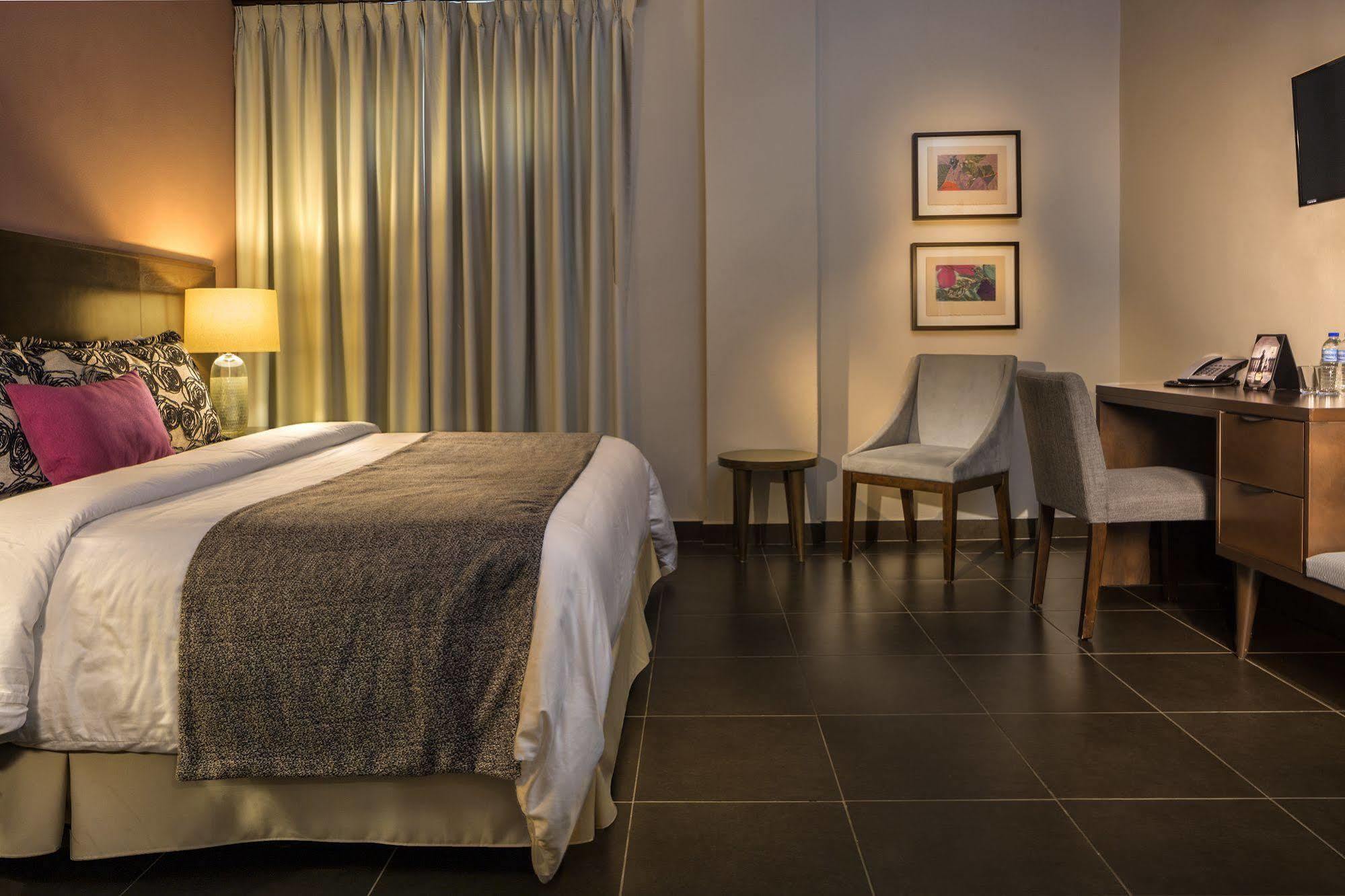 Decanter Hotel Сан-Хуан Экстерьер фото
